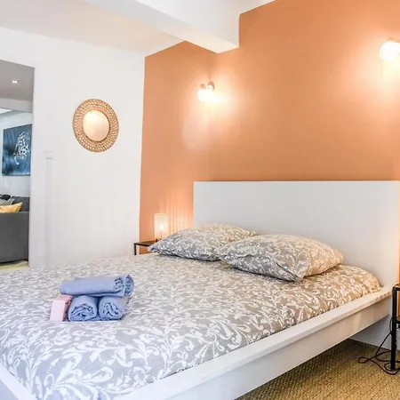 Bail Mobilite - Au Coeur Du Panier Apartment